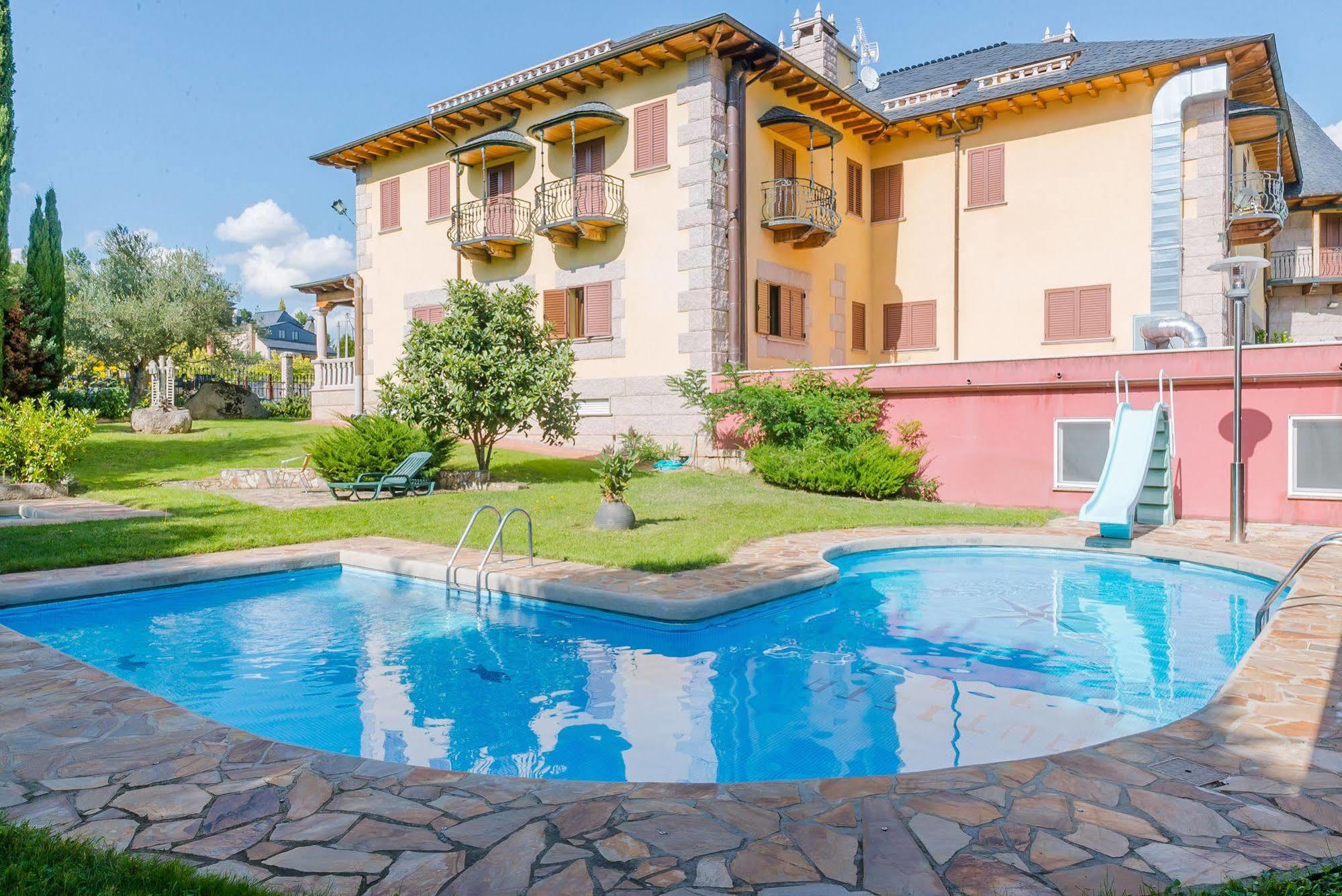 Complejo Hostelero Paladium Villamartin  ภายนอก รูปภาพ
